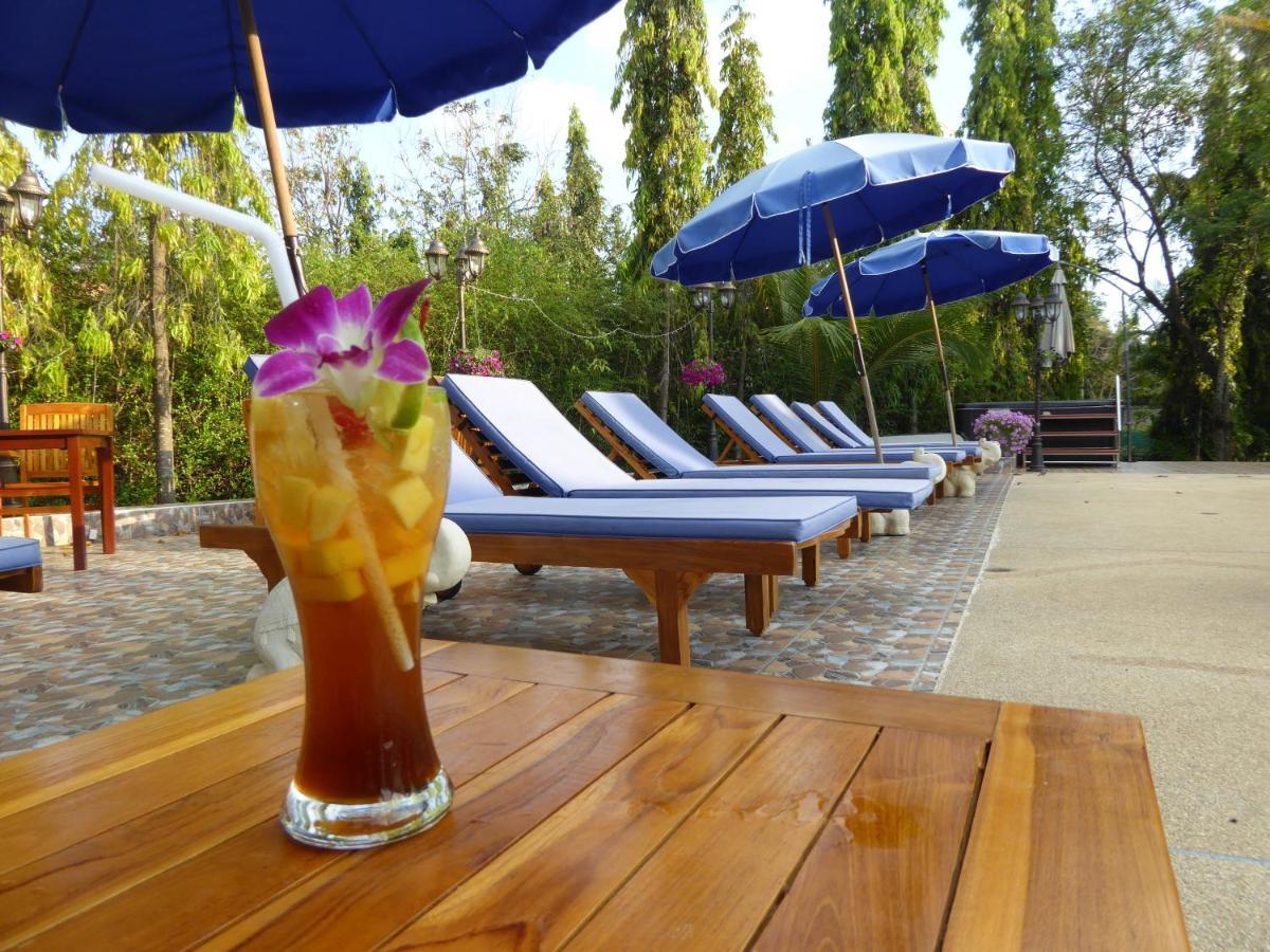 Vip Chain Resort Pool Villa Ban Phe Esterno foto